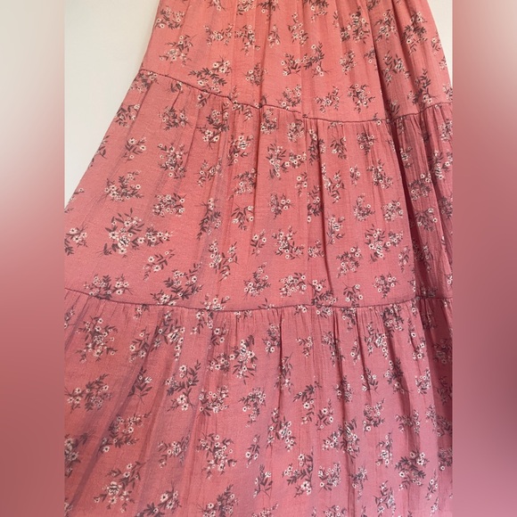 By The River Pink Floral midi dress- size medium - Picture 5 of 9